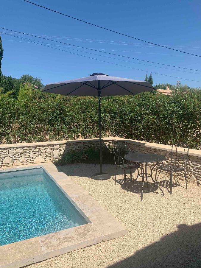 Le Cabanon De Livia Avec Piscine Privee Villa Cucuron Exterior photo