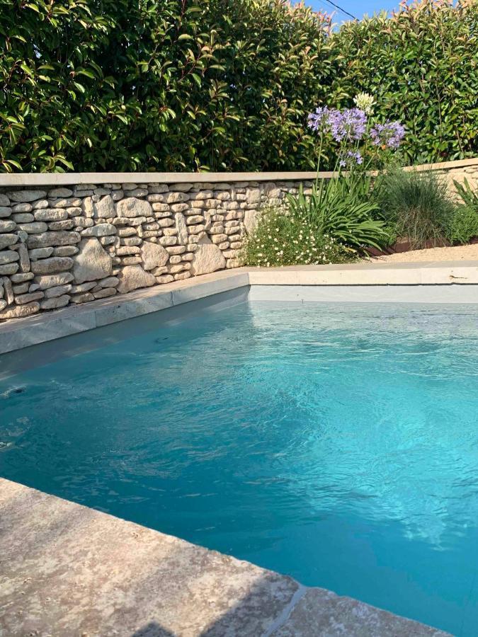 Le Cabanon De Livia Avec Piscine Privee Villa Cucuron Exterior photo