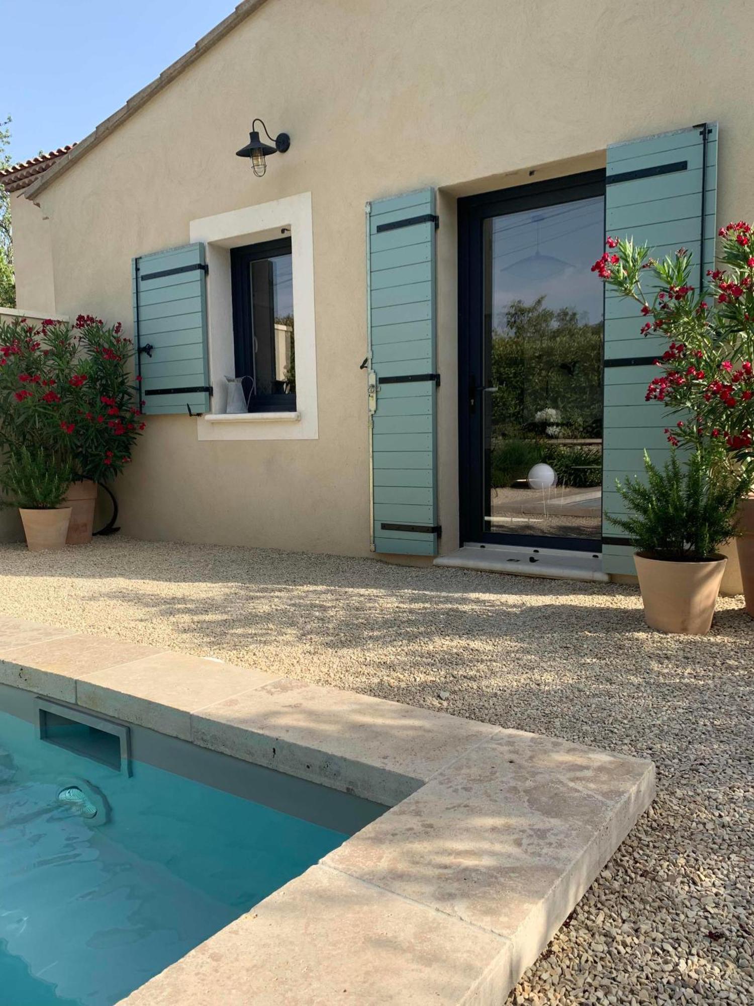Le Cabanon De Livia Avec Piscine Privee Villa Cucuron Exterior photo
