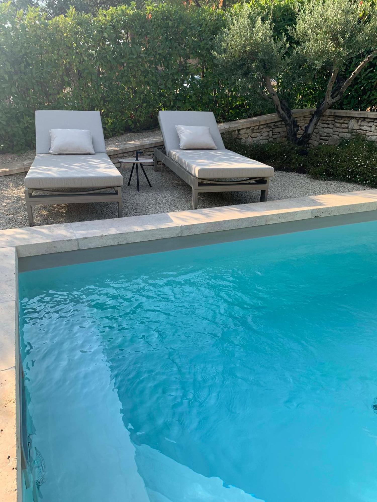 Le Cabanon De Livia Avec Piscine Privee Villa Cucuron Exterior photo